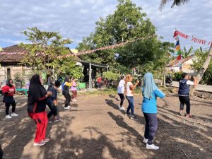 Mahasiswa GIAT 12 UNNES Gelar Senam Sehat di Dusun Getasan, Wujudkan Gaya Hidup Aktif Bersama Warga